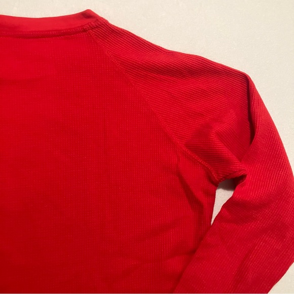 Disney • Top - Picture 12 of 13